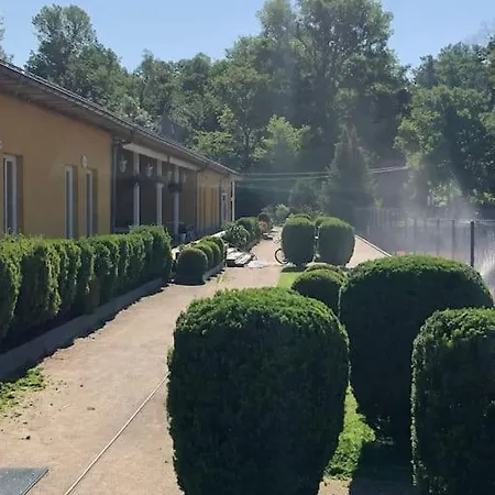 Number 3 Apartment Oberschleissheim